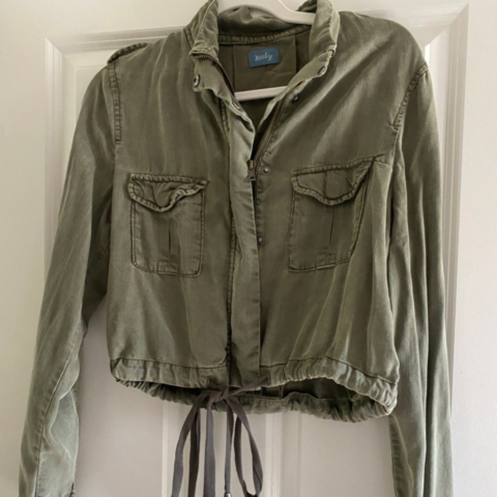 Nelly Cropped Green Jacket